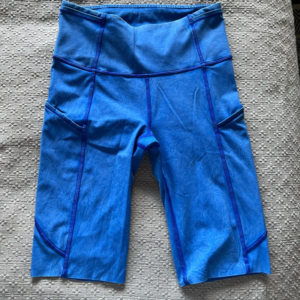 LULULEMON FAST AND FREE SHORT 10" *ICE DYE